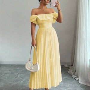 SHEIN Strapless Yellow Pleated Dress
